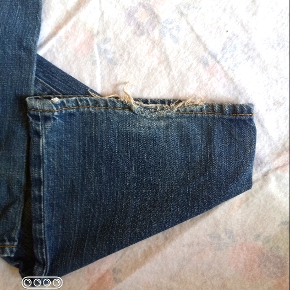 Levi's Low Boot Cut Vintage Distressed Blue Jeans - Picture 2 of 16